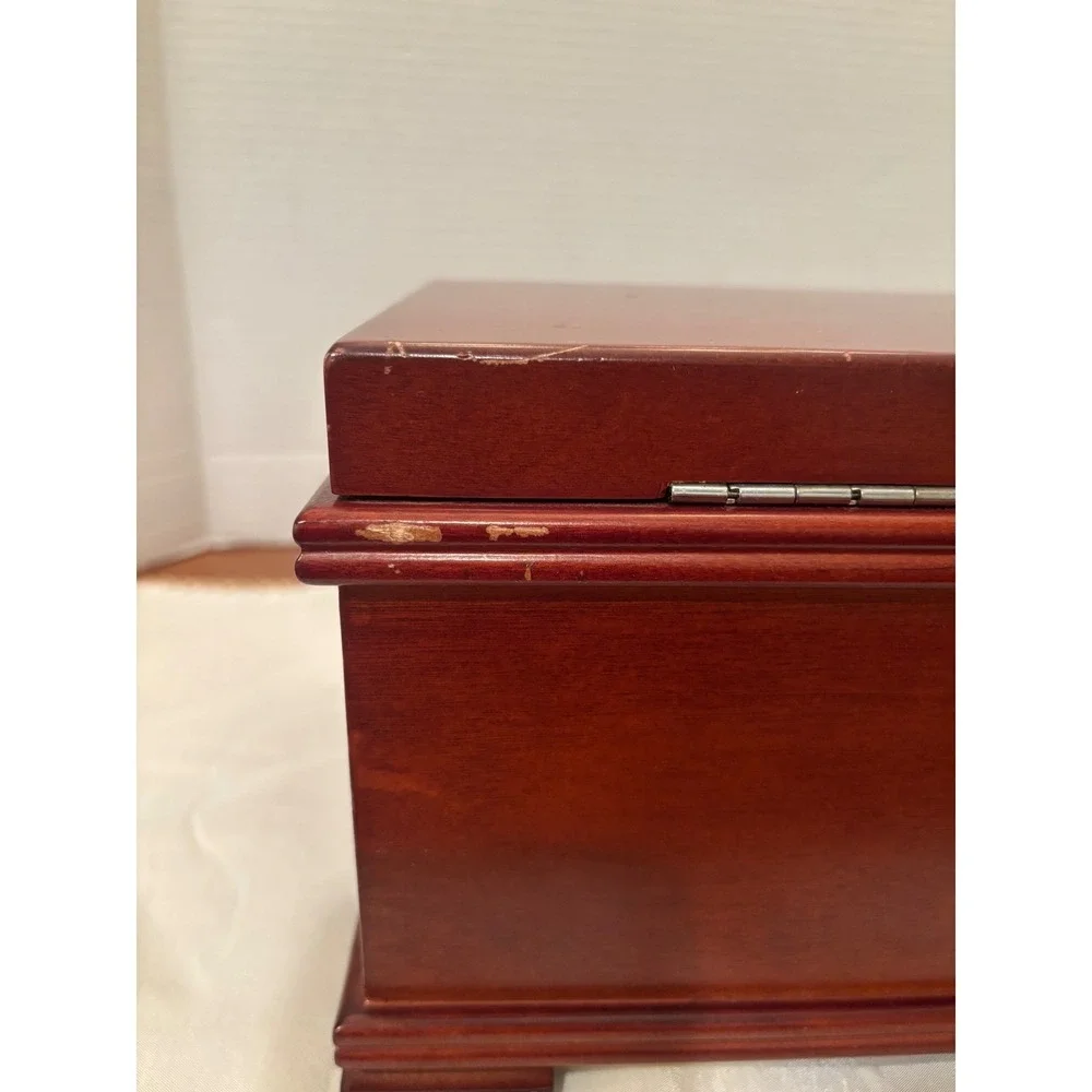Reed & Barton Mahogany Finish Wood Jewelry Box Mirror Removable Tray Footed 2010